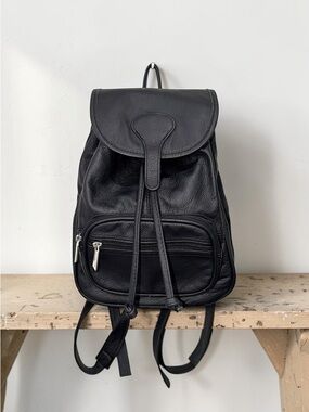 Amerileather Matte Black Pebbled Leather Drawstring Backpack